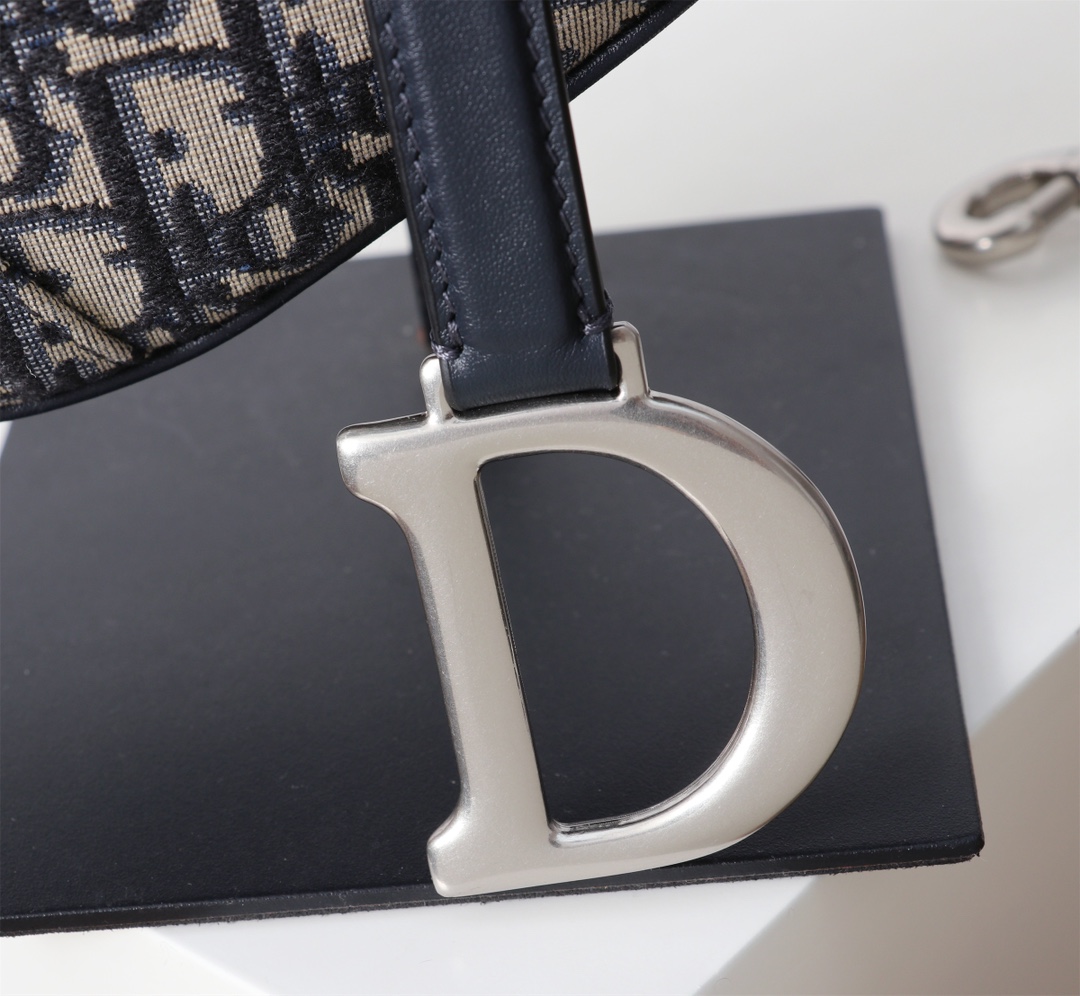 Saddle Bag Blue Dior Oblique Jacquard and Black Calfskin